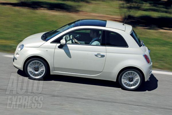 Essai de la Fiat 500 dans Auto Express