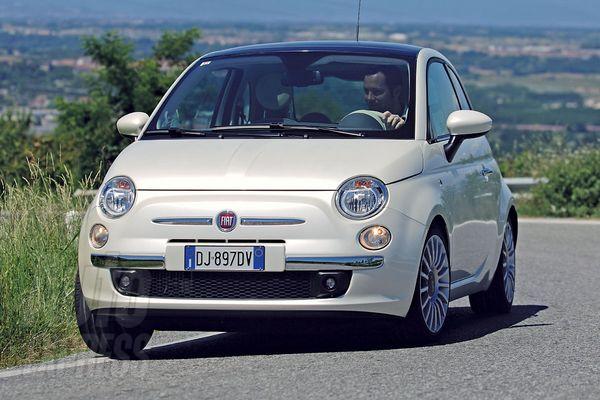 Essai de la Fiat 500 dans Auto Express