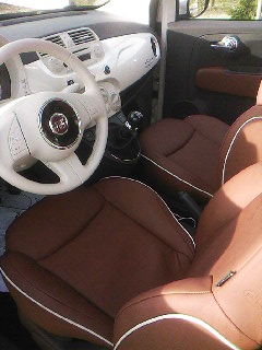 c ma voiture mais y a des truc qui vont etre monter plus tard