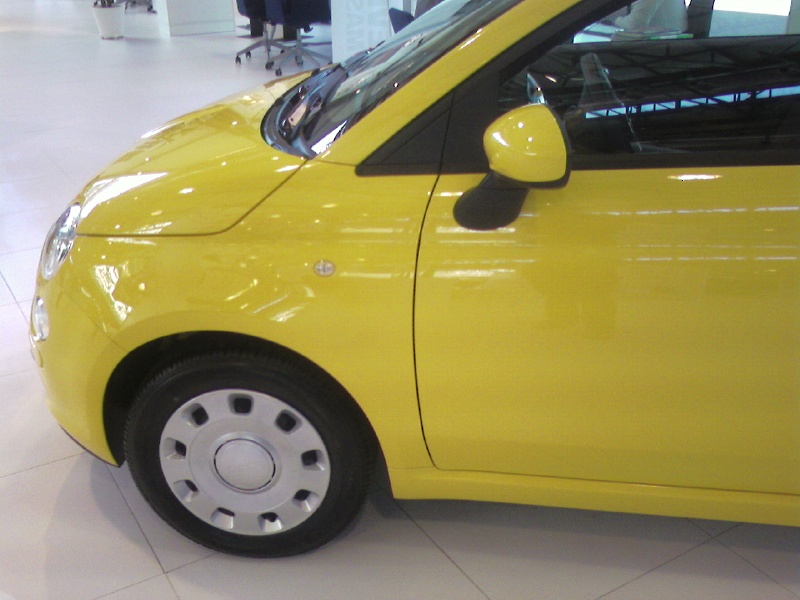 Fiat 500 Tropicalia Yellow