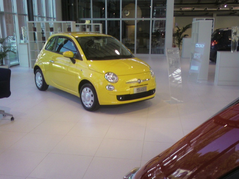 Fiat 500 Tropicalia Yellow